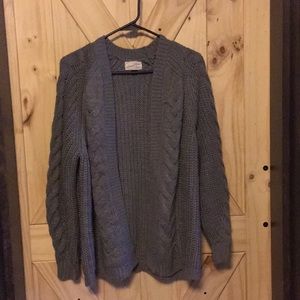SOLD!! Heavy knit cardigan